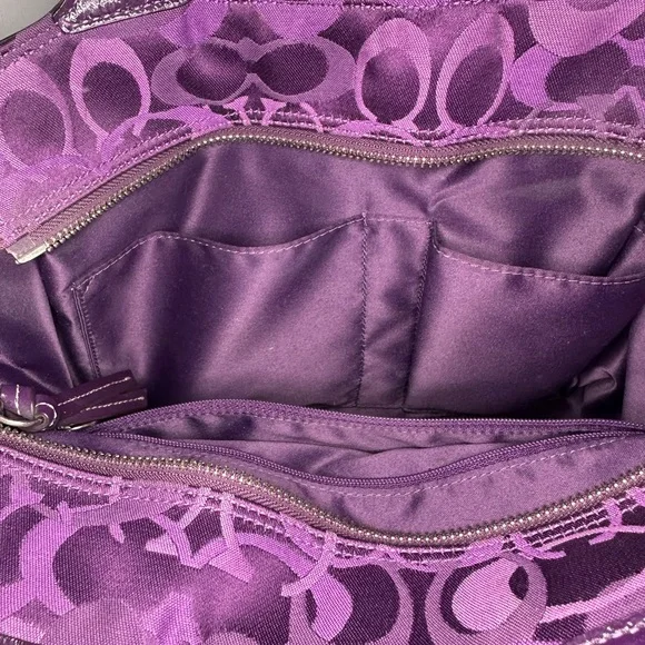 Coach Purse - Picture 5 of 7